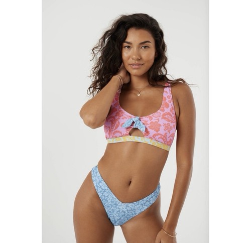 Roxy tapestry patchwork - roxy,